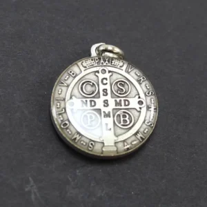 Medalla San Benito esmaltada
