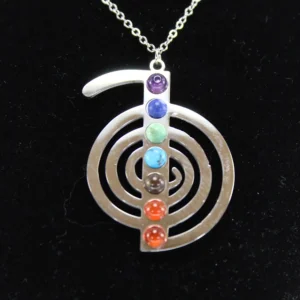 Chokurei con 7 chakras en acero fondo negro