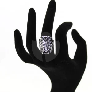 anillo flor de la vida puesto
