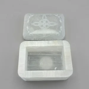 Caja joyero de selenita